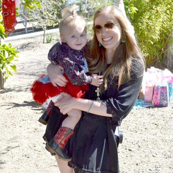 Meet your Posher, Mackenzie