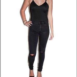 Ripped knee slit pants