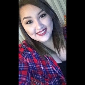 Meet your Posher, Brenda