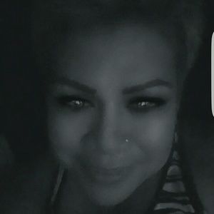 Meet your Posher, Debra