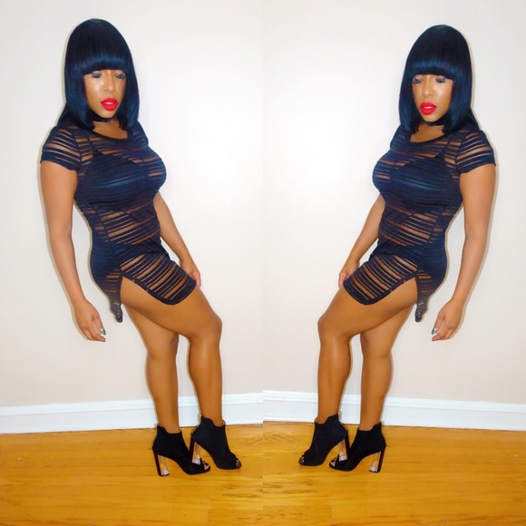 Read Between the Lines See Through Tunic/Shirt - Picture 2 of 2