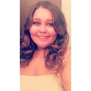 Meet your Posher, Mackenzie