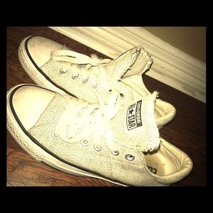 Super Comfy Gray Padded Tong Converse