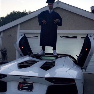 Meet your Posher, Harout