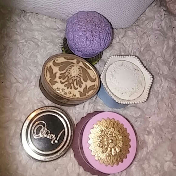 Accessories - Vintage make up jars