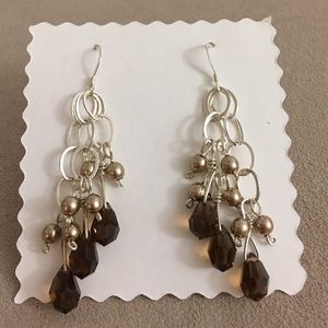 Earrings with glass crystals and glass pearls