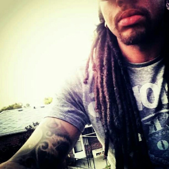 Meet your Posher, Tyler - Picture 1 of 1