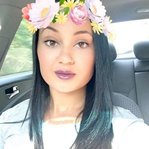 Meet your Posher, Mia