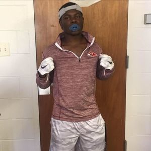 Meet your Posher, Jamal