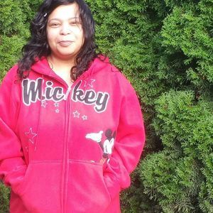 Meet your Posher, Yolanda