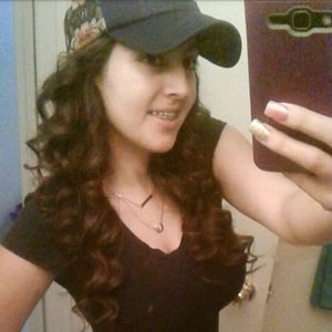 Meet your Posher, Gladys