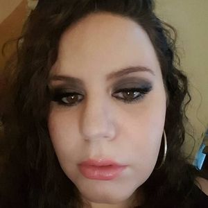 Meet your Posher, Anne