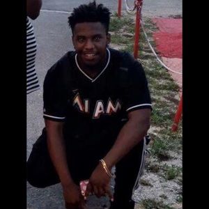 Meet your Posher, Justin