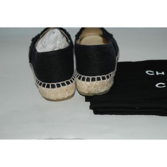 CHANEL 31016 BLACK CANVAS ESPADRILLE SZ 38 - Picture 4 of 4