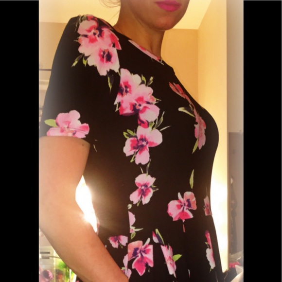 Meet your Posher, Michele - Picture 2 of 2