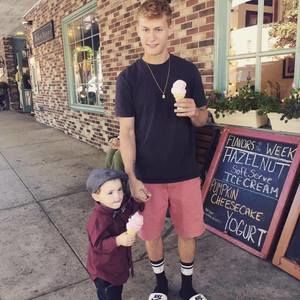 Meet your Posher, Coleson