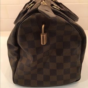 Louis Vuitton Speedy 30