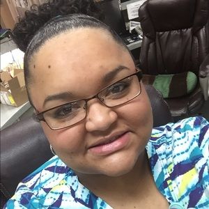 Meet your Posher, Jasmine