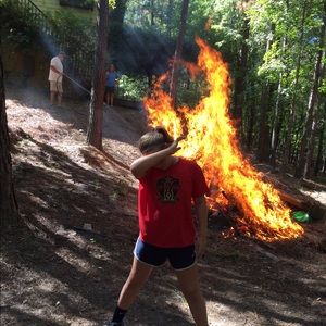 Meet your Posher, Ella