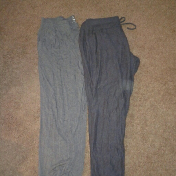 Set of 2 New York and Company lounge pants
