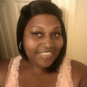 Meet your Posher, Dawanna