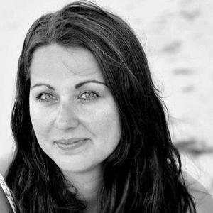 Meet your Posher, Cassandra