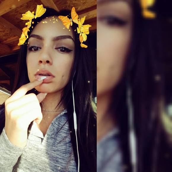 Meet your Posher, Vee