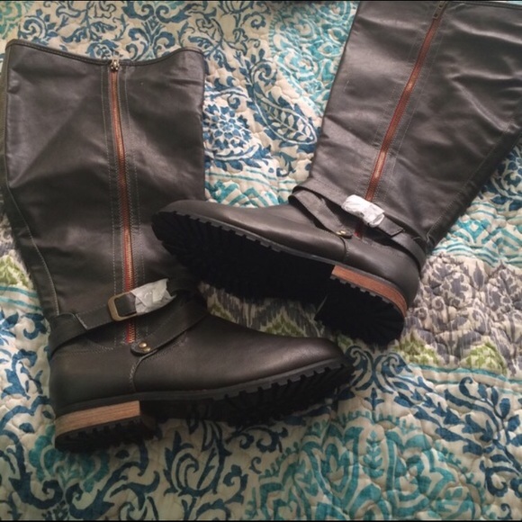 Wide calf grey boots