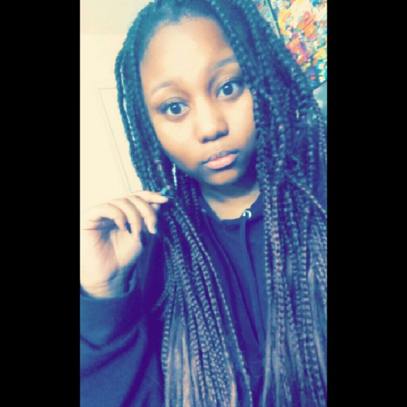 Meet your Posher, Briana - Picture 1 of 1