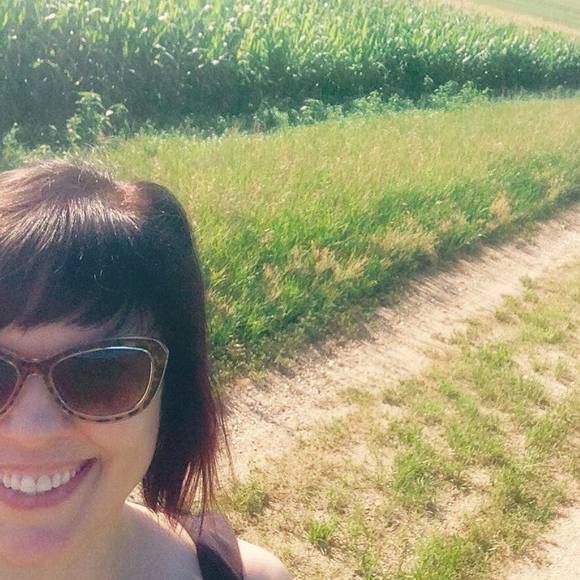 Meet your Posher, Sara