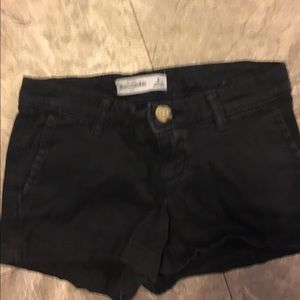 Abercrombie shorts in Navy in a size 8 for girls y
