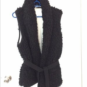 Aritzia Black Vest