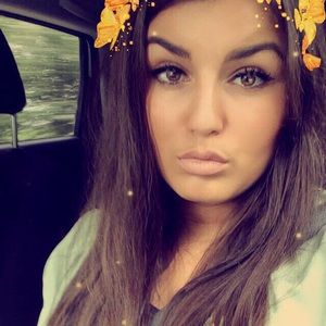 Meet your Posher, Alina