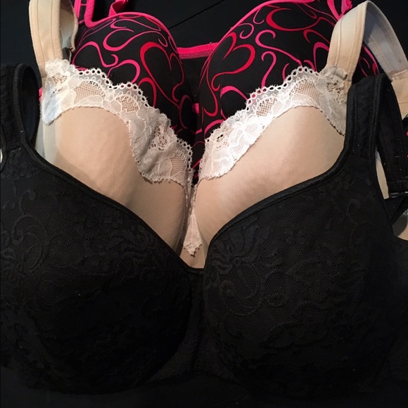 Lot of 3 Cacique Bras size 42D