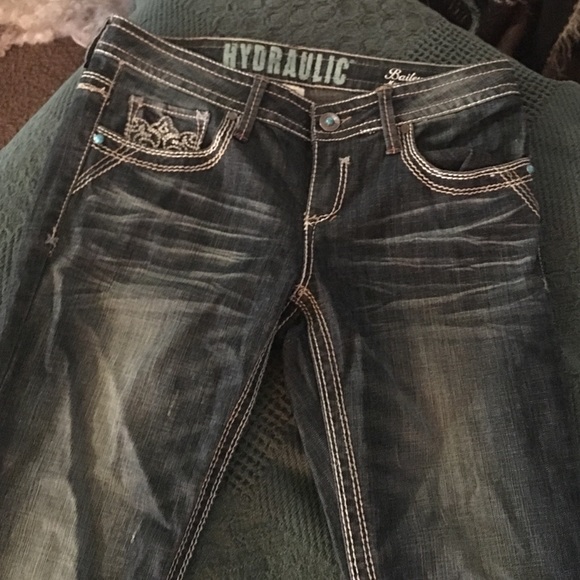 Hydraulic bailey micro boot jean