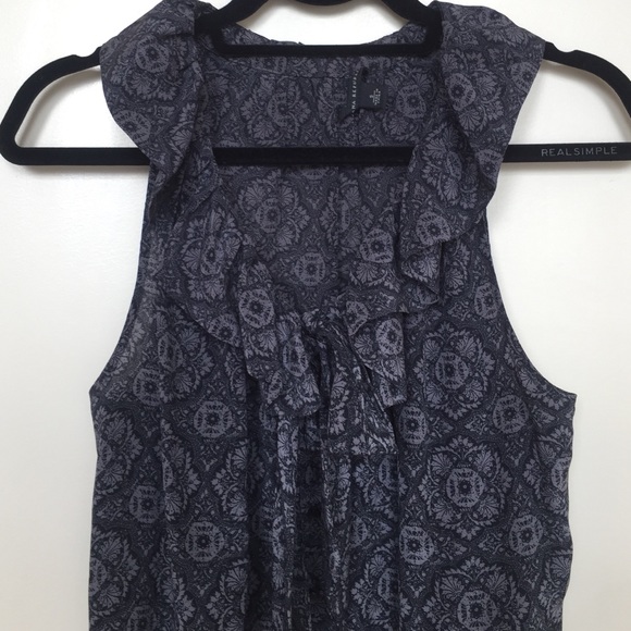 Ruffle neck halter blouse - Picture 2 of 3