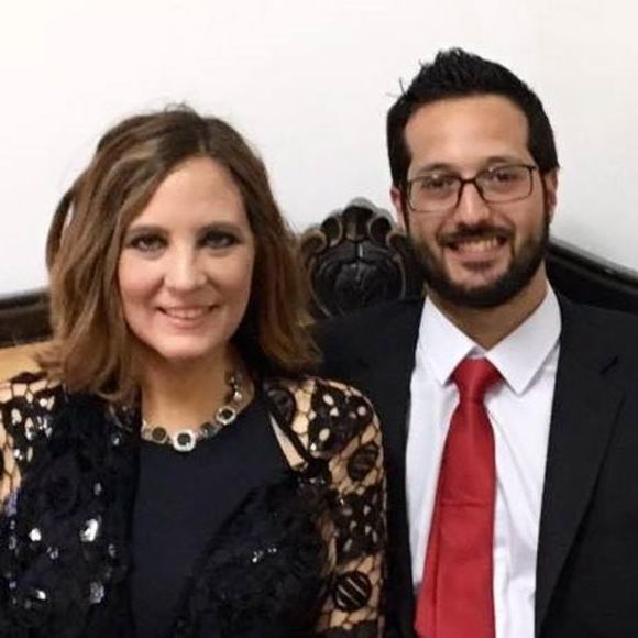 Meet your Posher, Gina - Picture 2 of 2