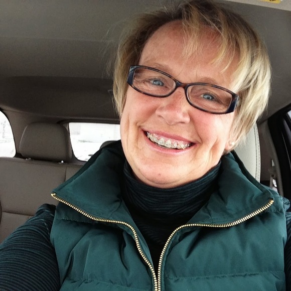 Meet your Posher, Linda - Picture 1 of 1