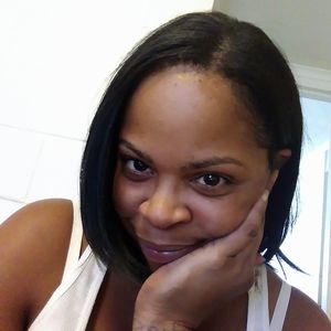 Meet your Posher, Saquira