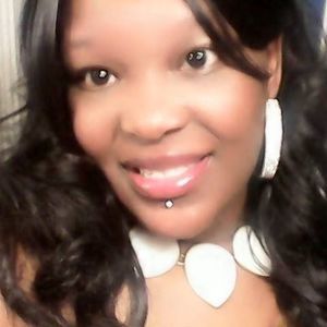 Meet your Posher, Ebony