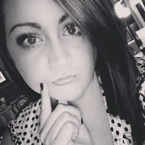 Meet your Posher, Krystal