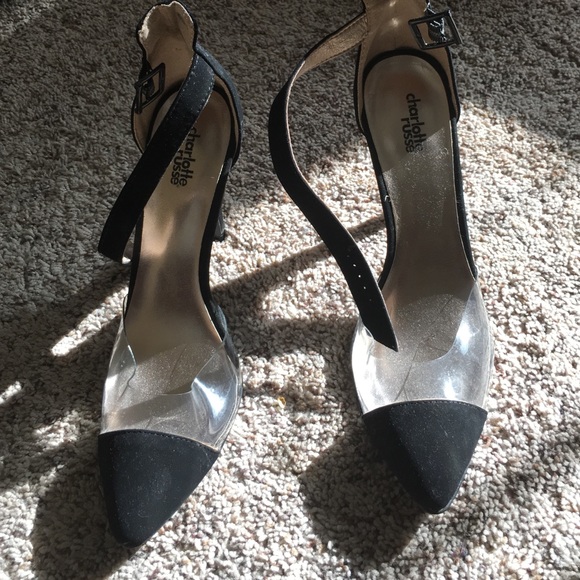 Black and clear 👠
