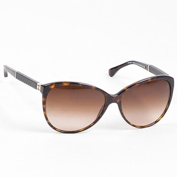 ❌reserved❌Chanel quilted cat eye sunglasses main image 2