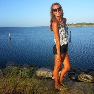 Meet your Posher, Amy