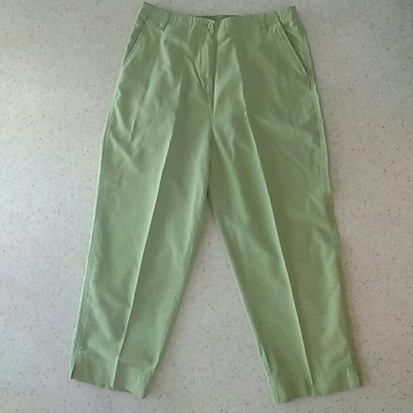 Woolrich Cropped Pants, flawless
