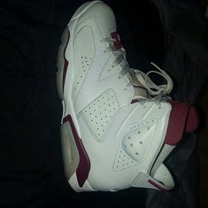 Jordan 6 (marron)