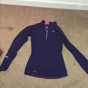 Nike Dri-fit pullover