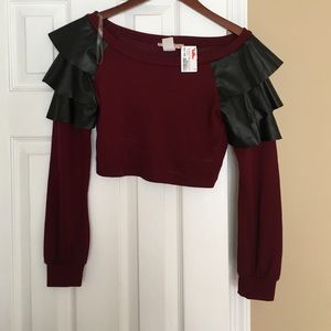 Boutique detailed shirt!🎉👚