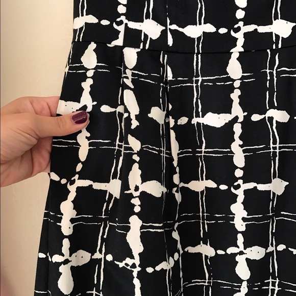 Express strapless dress - Picture 2 of 3