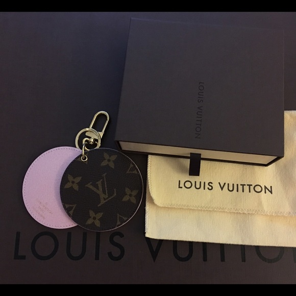 💰Sold💰Louis Vuitton AUTH rose ballerine mirror
